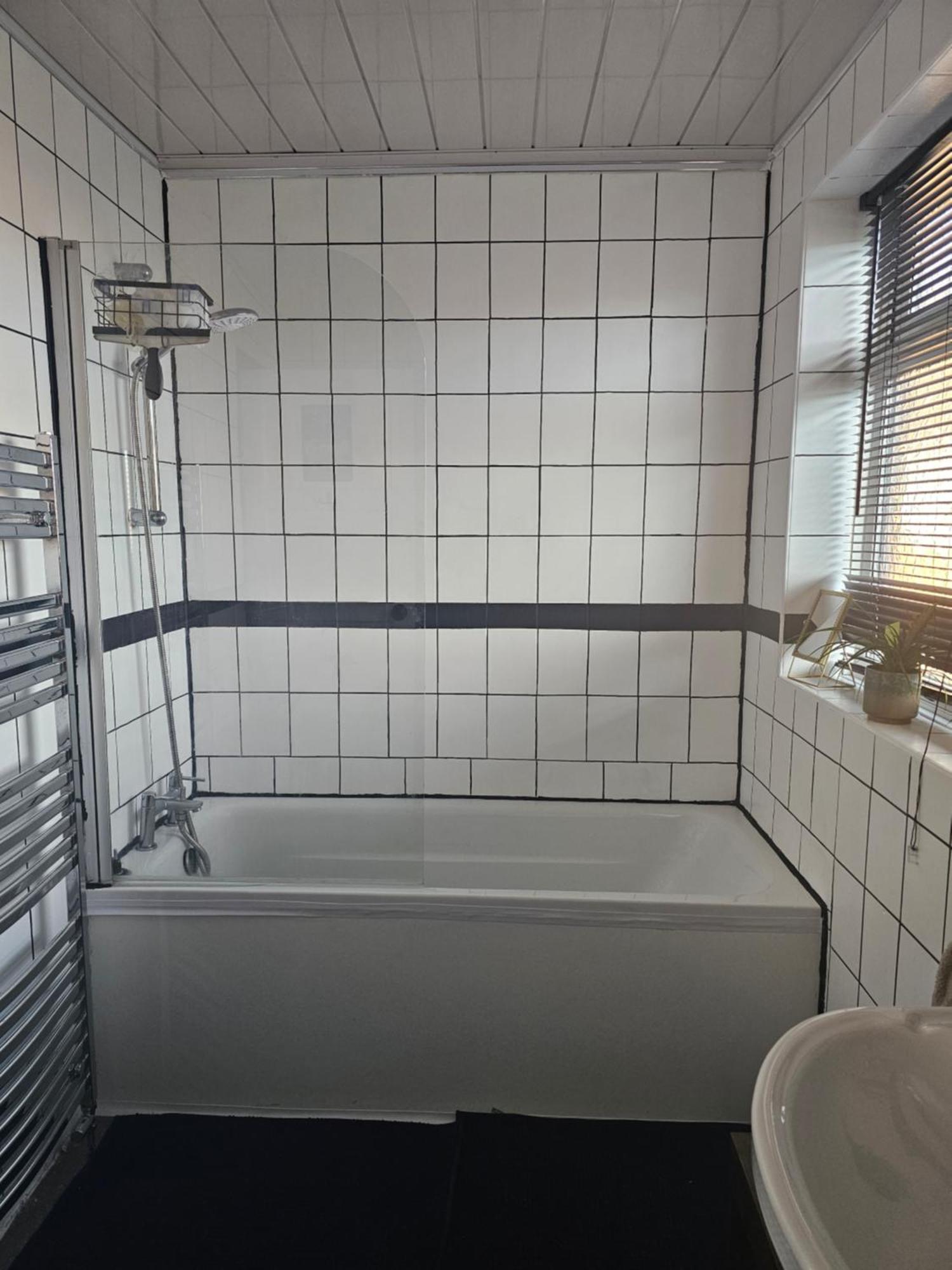 Double Bedroom Located Close To Manchester Airport Wythenshawe Eksteriør billede